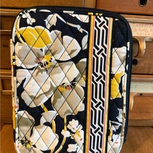 eReader case Vera Bradley Quilted Floral Cover in Yellow and Black